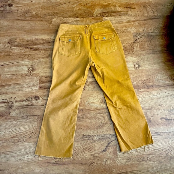 Anthropologie Yaya Pilcro Mid Rise Crop Flare. Size 30 - Picture 2 of 5